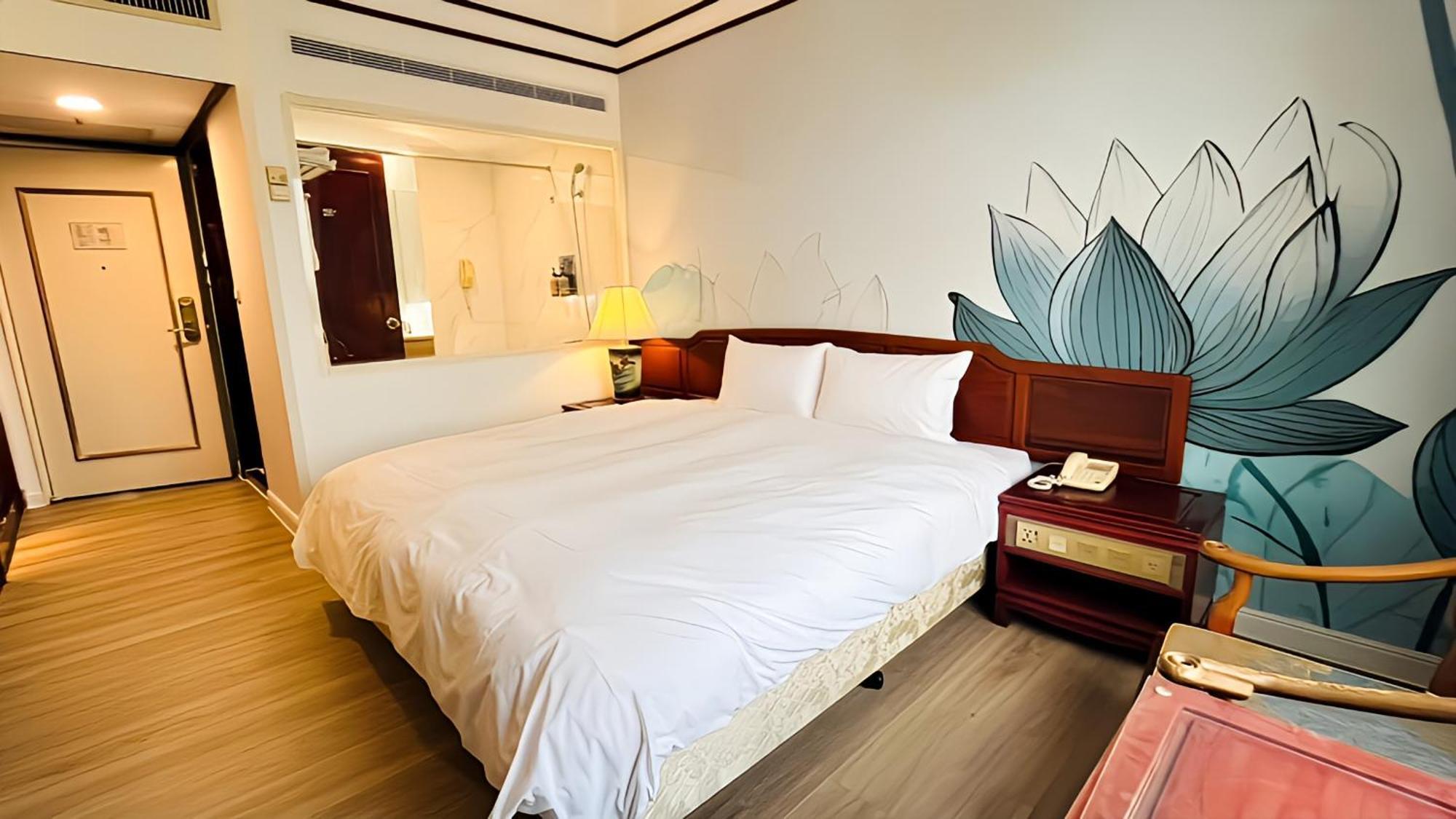 T Hotel Taichung Luaran gambar