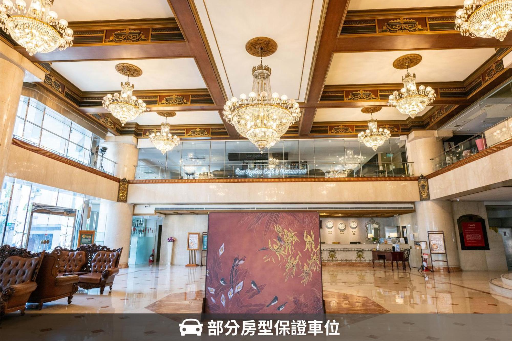 T Hotel Taichung Luaran gambar
